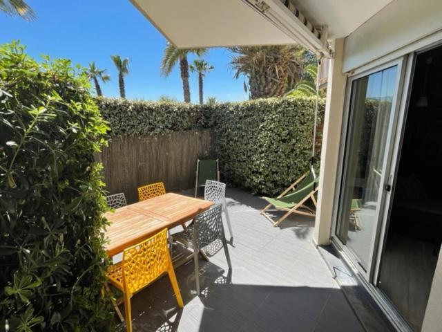 생시프리앙 Rez De Jardin + Terrasse Piscine Et Acces Direct Plage 아파트 외부 사진